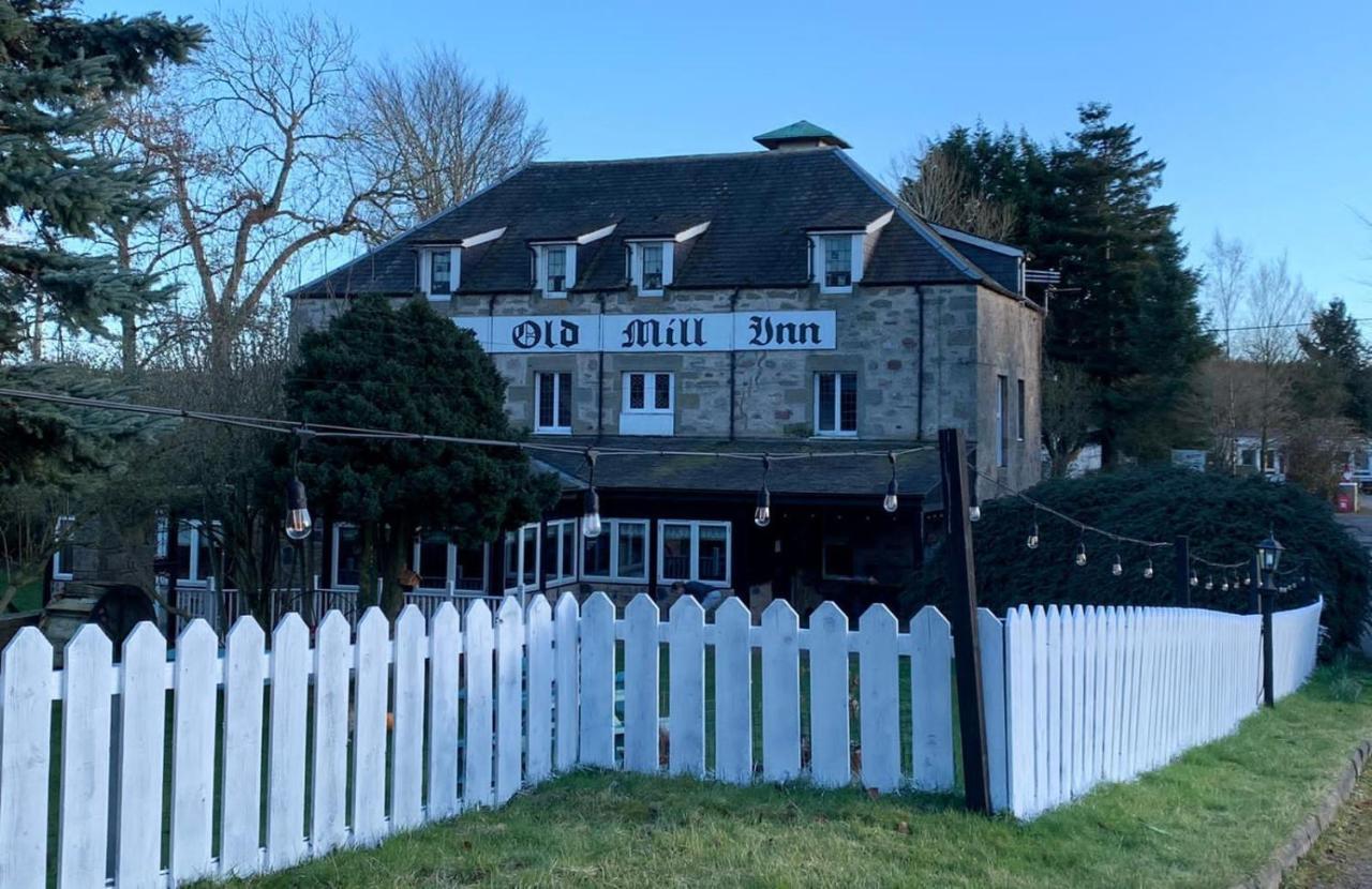 פורס The Old Mill Inn מראה חיצוני תמונה